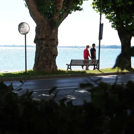 Maison Audrey Desenzano del Garda