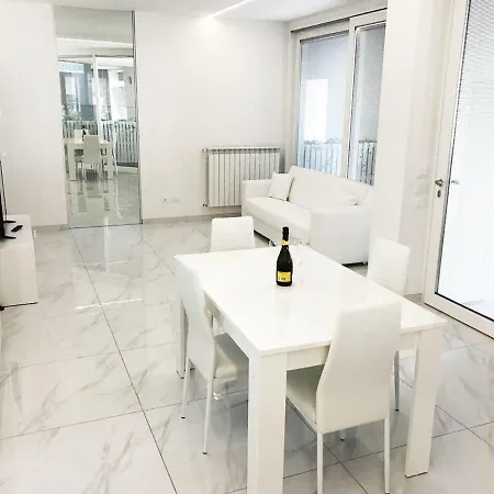 Maison Audrey Desenzano del Garda